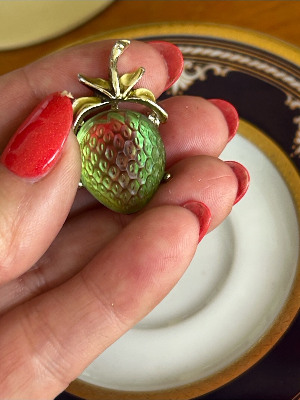 Vintage Green Glass Strawberry Brooch